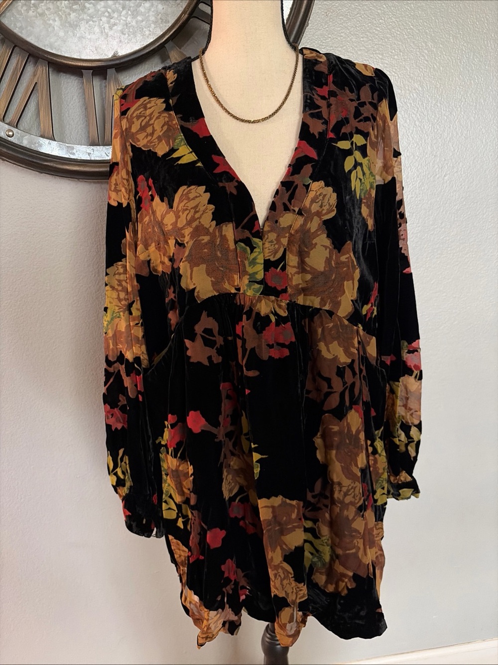 FREE PEOPLE VELVET GOLD BURNOUT Black Floral Velvet Long-Sleeve Tunic Dress